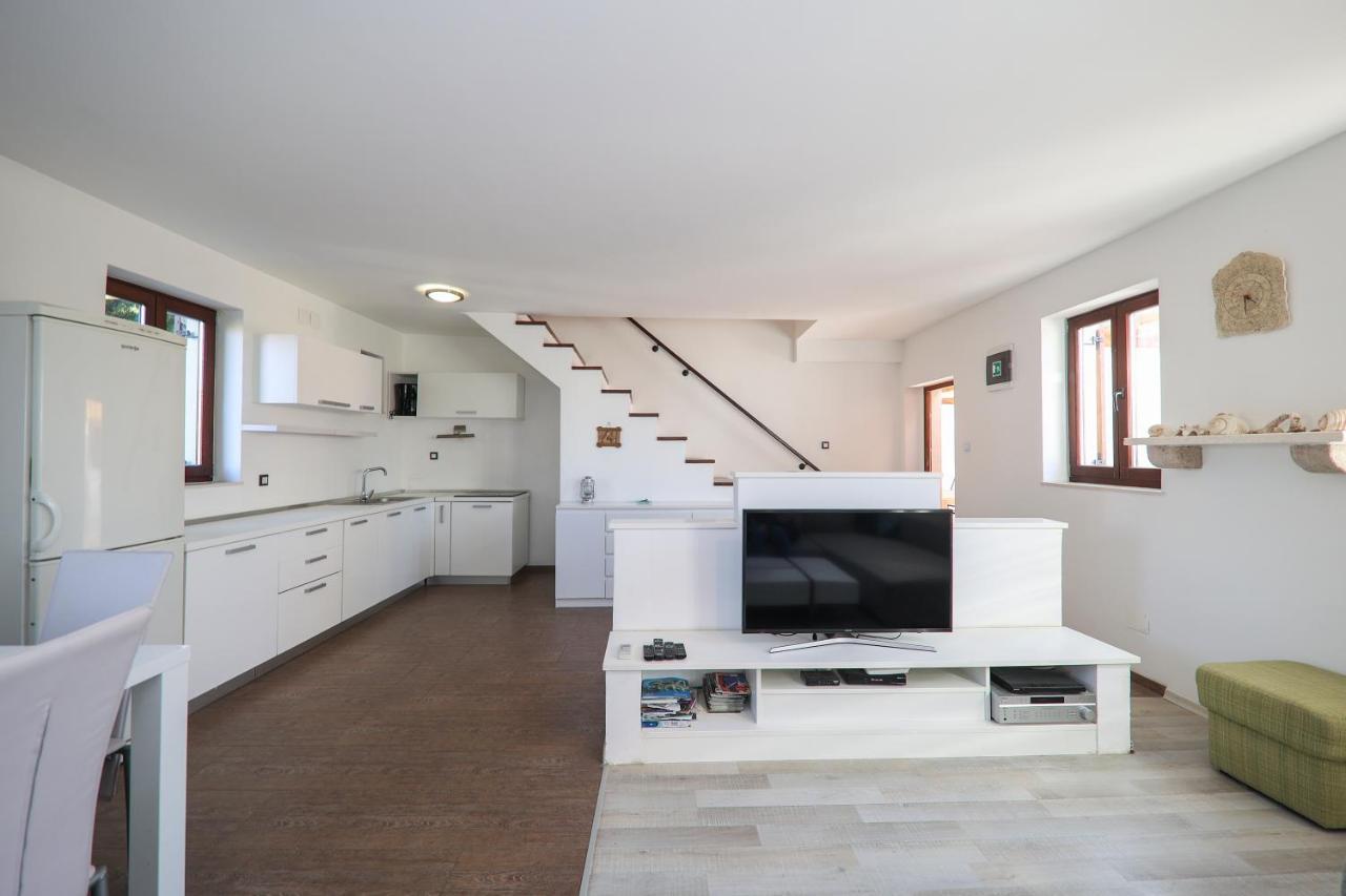 Apartment Janino