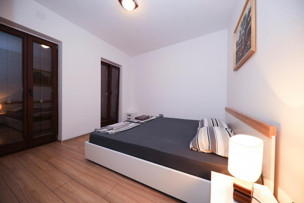 Apartment Janino Murter