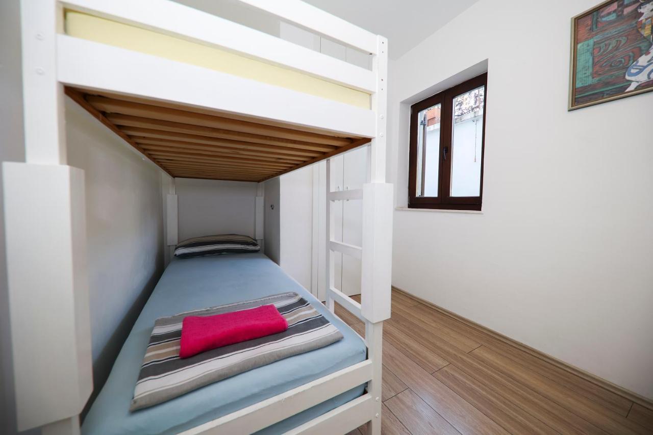 Janino Apartment