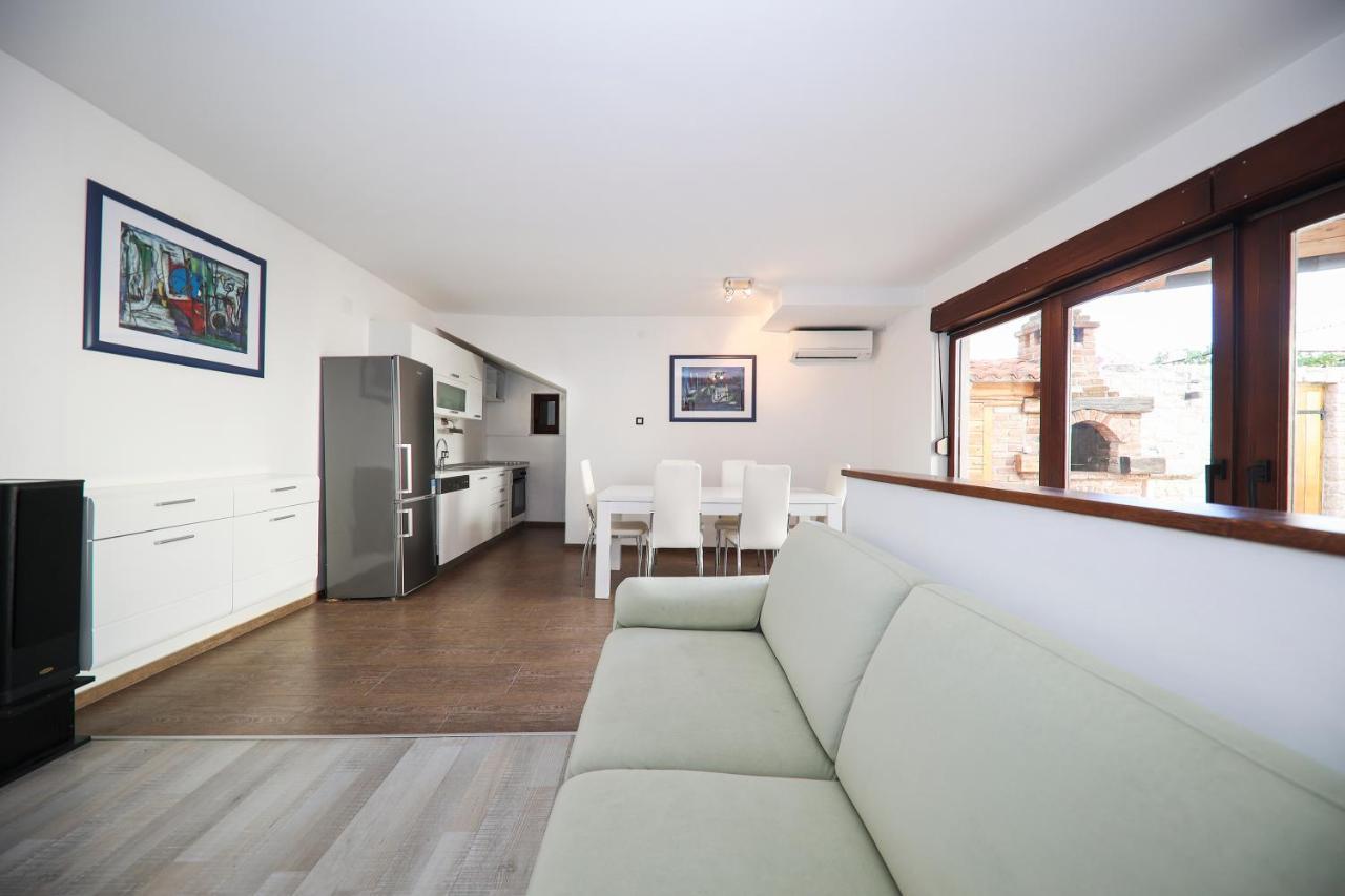 Janino Apartment Murter