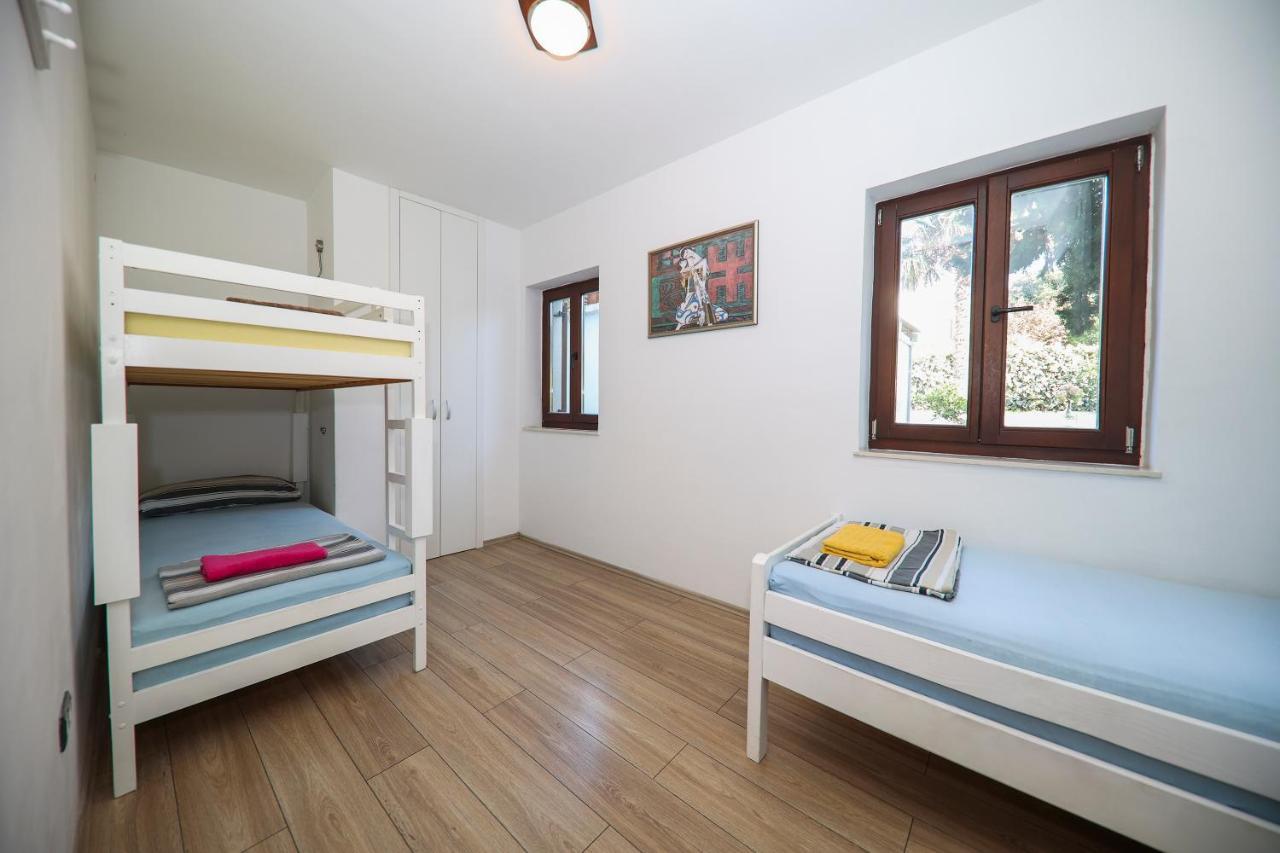 Janino Apartment